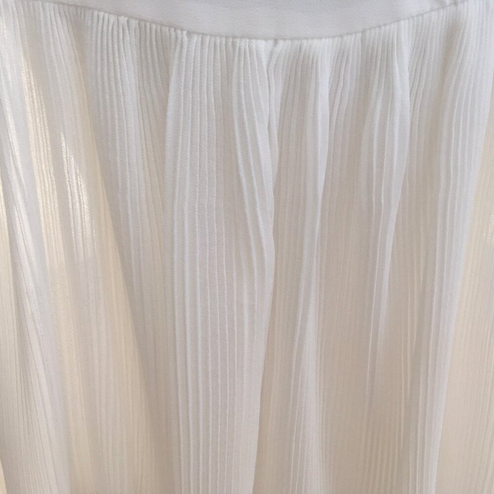 White Pleated Capelet by Erin Featherson NWT - Picture 3 of 10